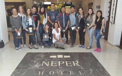 Visita al Neper Hotel