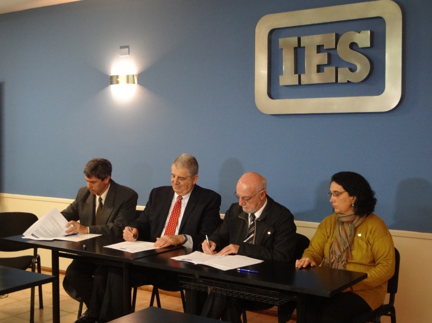 Convenio entre la Cámara de Comercio Italiana y el IES