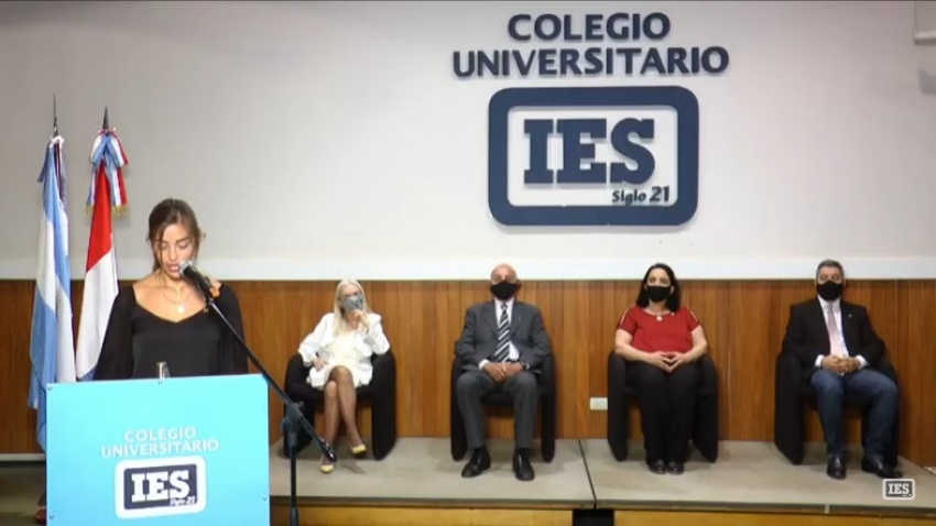 ​IES celebró el 36º Acto de Colación