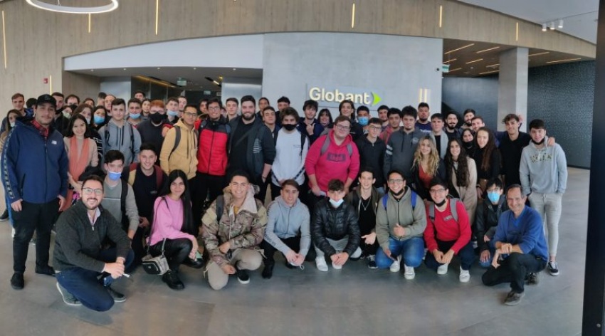 Estudiantes de IES visitaron Globant