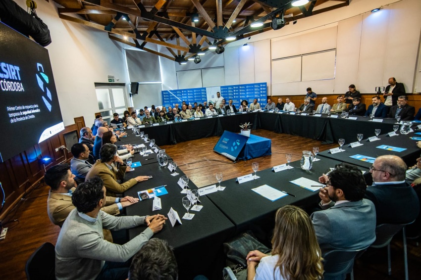 El Colegio Universitario IES acompaña el desarrollo del CSIRT de Córdoba